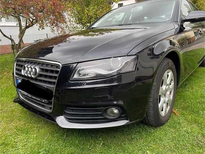 Schwarz Gebraucht 2011 Audi A4 Attraction Kombi | 7.790 € (Fairer Preis) - Bild 1/4