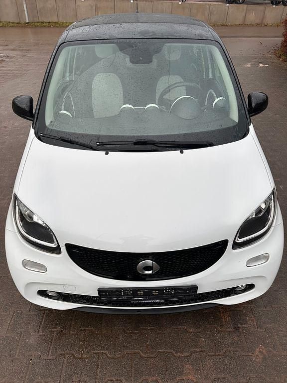Gebraucht Smart ForFour Basis 71 PS (52 kW) 2015 Weiß Kleinwagen