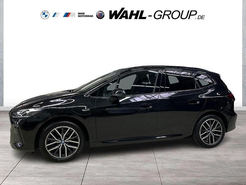 Gebraucht BMW 225 Active Tourer M Sport 245 PS (180 kW) 2022 Schwarz Van / Kleinbus