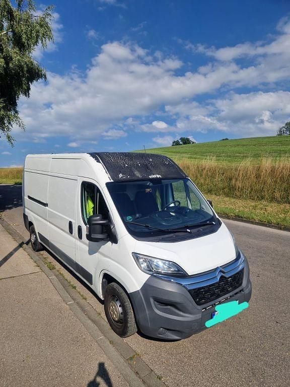 Weiß Gebraucht 2015 Citroën Jumper Van / Kleinbus | 8.500 € (Etwas zu teuer) - Bild 1/4