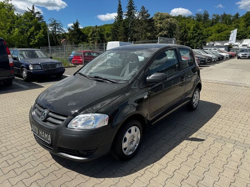 Gebraucht VW Fox 54 PS (39 kW) 2006 Schwarz Kleinwagen