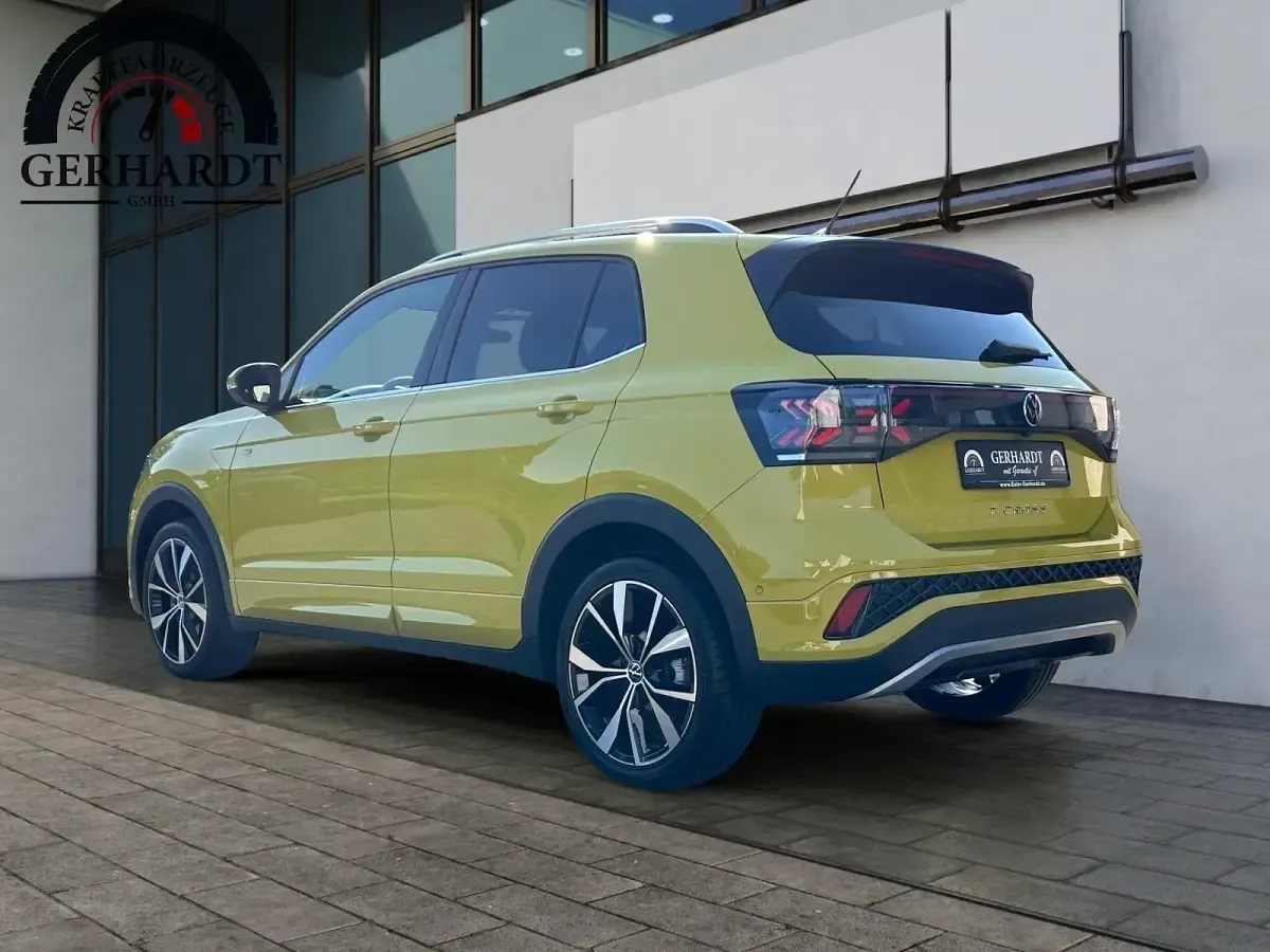 Gebraucht VW T-Cross Beats 150 PS (110 kW) 2024 Gelb SUV