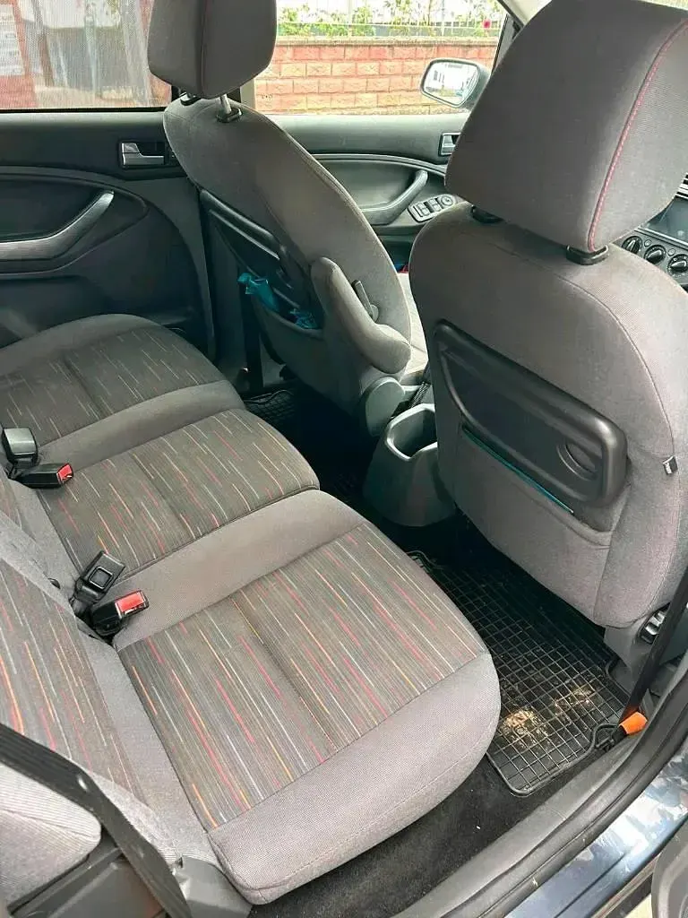 Gebraucht Ford C-MAX Style 125 PS (91 kW) 2008 Braun Van / Kleinbus