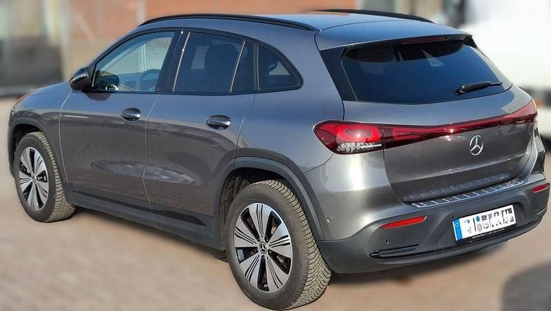 Gebraucht Mercedes EQA250 139 kW (190 PS) 2023 Grau SUV