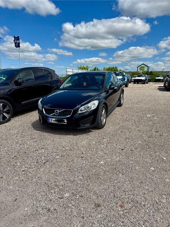 Schwarz Gebraucht 2010 Volvo C30 Kinetic Kleinwagen | 3.800 € (Fairer Preis) - Bild 1/4