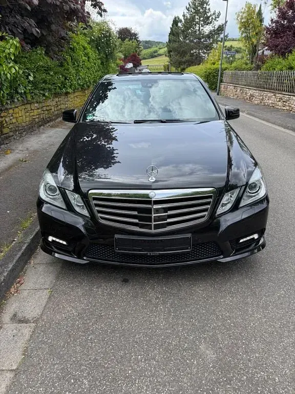Brugt Mercedes E350 231 HK (169 kW) 2010 Sort Sedan