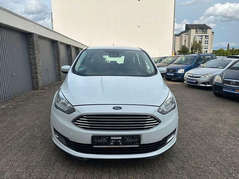 Gebraucht Ford C-MAX Titanium 101 PS (74 kW) 2018 Weiß Van / Kleinbus