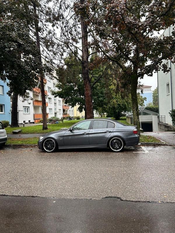 Gebraucht BMW 330 M Performance 258 PS (189 kW) 2005 Grau Limousine
