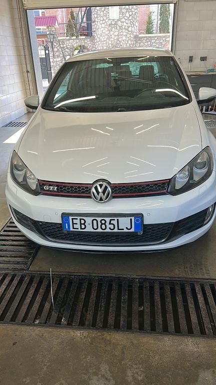 Gebraucht VW Golf VI GTI 211 PS (155 kW) 2010 Weiß Kleinwagen