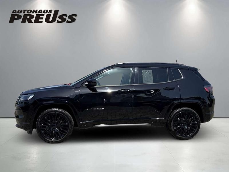 Gebraucht Jeep Compass 131 PS (96 kW) 2024 Schwarz SUV