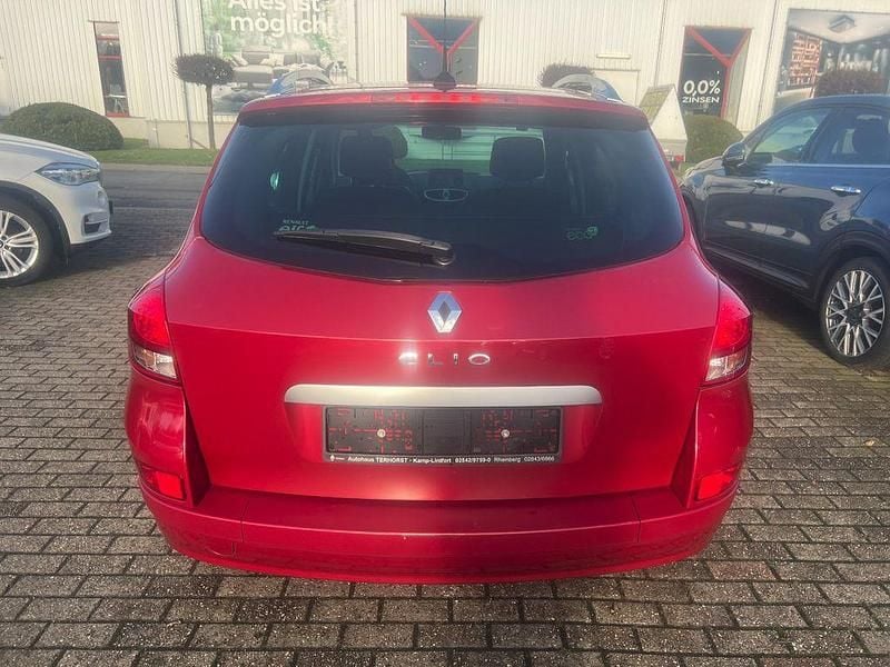 Gebraucht Renault Clio II Dynamique 75 PS (55 kW) 2009 Rot Limousine