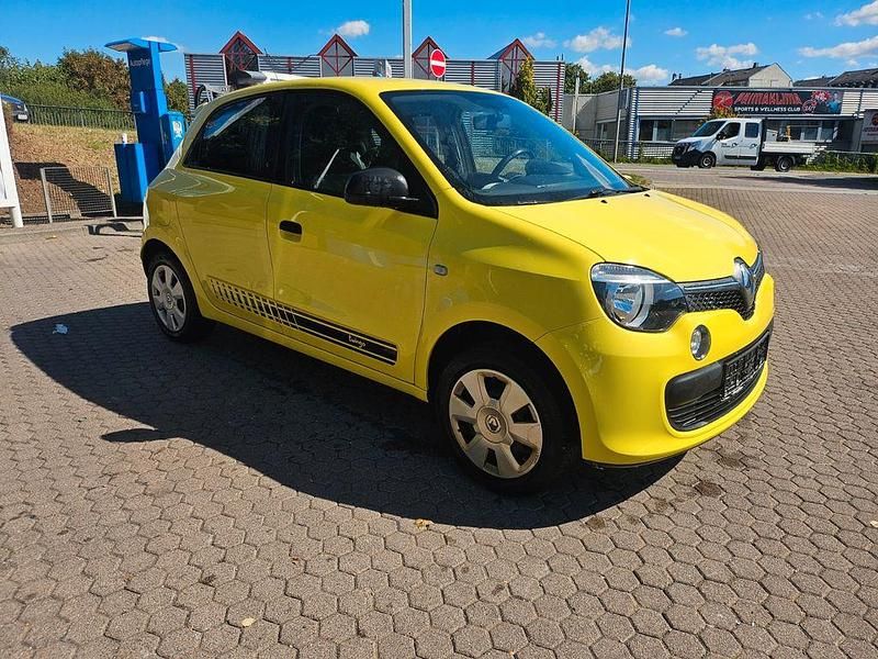 Gebraucht Renault Twingo Life 71 PS (52 kW) 2016 Gelb Kleinwagen