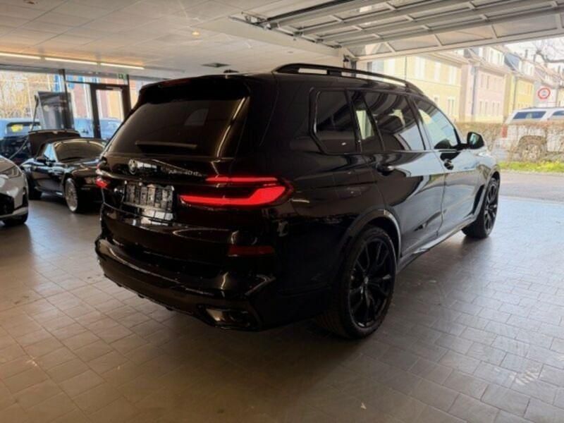Neu BMW X7 M Sport 340 PS (250 kW) 2026 Schwarz SUV