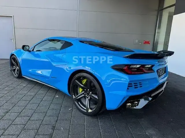 Używany Corvette C8 644 KM (473 kW) 2024 Niebieski Coupe