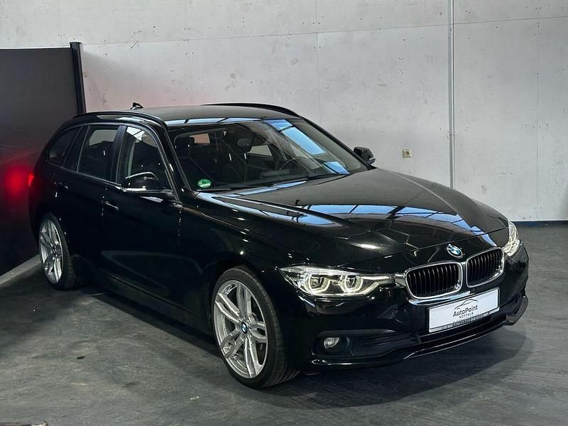 Gebraucht BMW 320 Advantage 190 PS (139 kW) 2017 Schwarz Kombi
