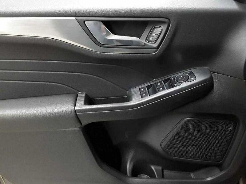 Gebraucht Ford Kuga Titanium 120 PS (88 kW) 2022 Schwarz SUV