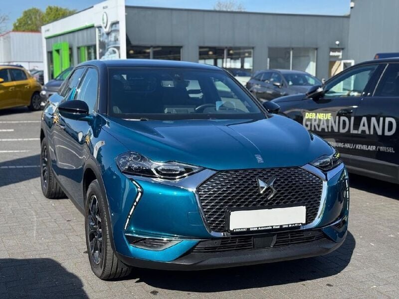 Blau Gebraucht 2020 DS Automobiles DS3 Crossback So Chic SUV | 17.490 € (Fairer Preis) - Bild 1/4