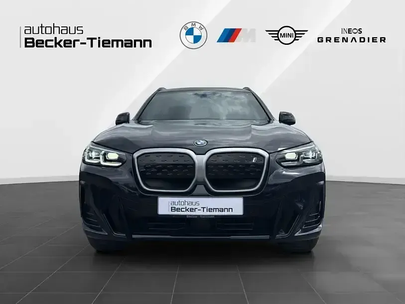 Gebraucht BMW iX3 M Sport 210 kW (286 PS) 2022 M carbonschwarz SUV