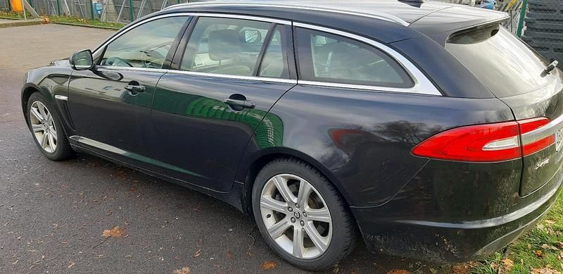 Gebraucht Jaguar XF Sportbrake 200 PS (147 kW) 2014 Schwarz Kombi
