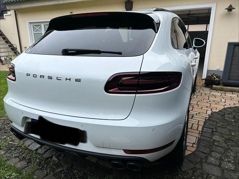 Gebraucht Porsche Macan S 258 PS (189 kW) 2016 Weiß SUV