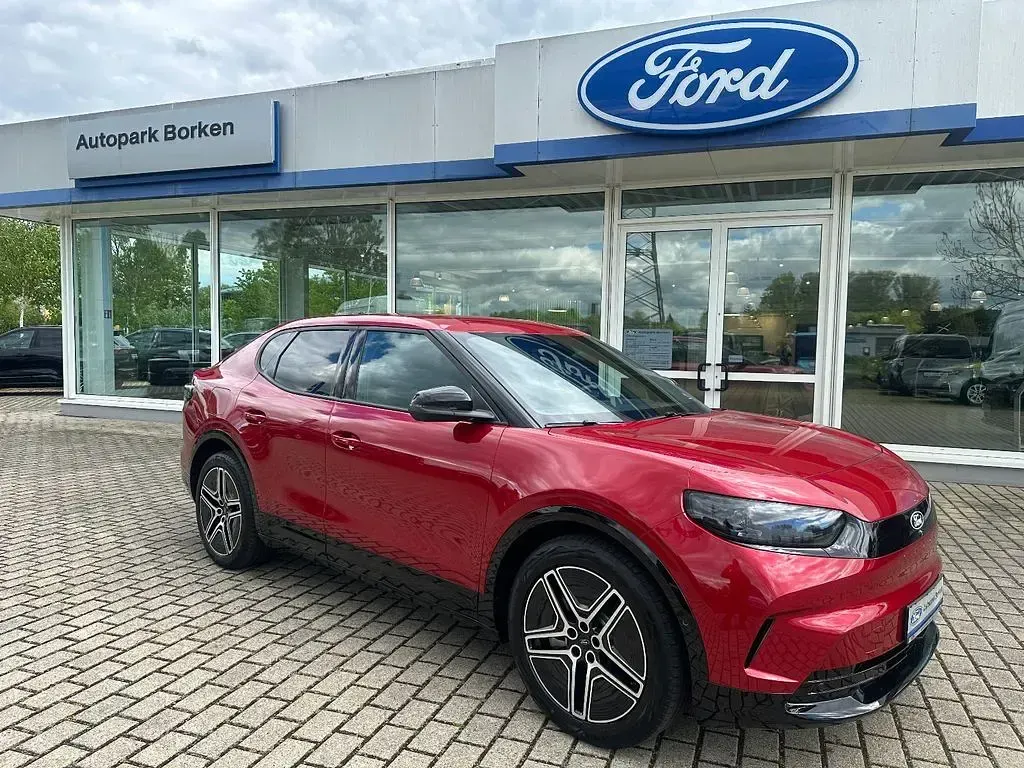 Gebraucht Ford Capri Premium 250 kW (340 PS) 2025 Rot SUV