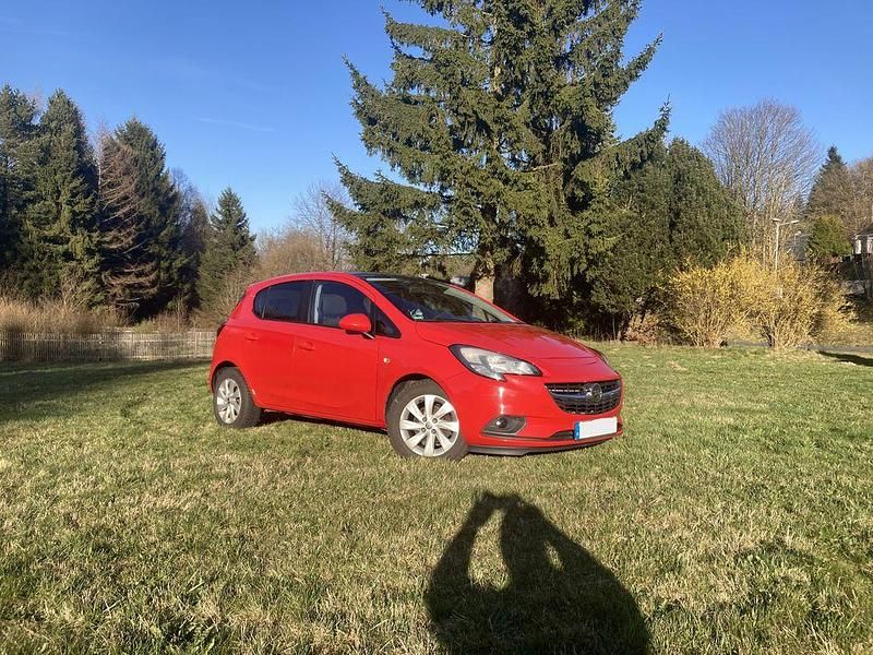 Gebraucht Opel Corsa drive 90 PS (66 kW) 2016 Rot Kleinwagen