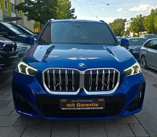 Gebraucht BMW X1 M Sport 197 PS (144 kW) 2024 Blau SUV
