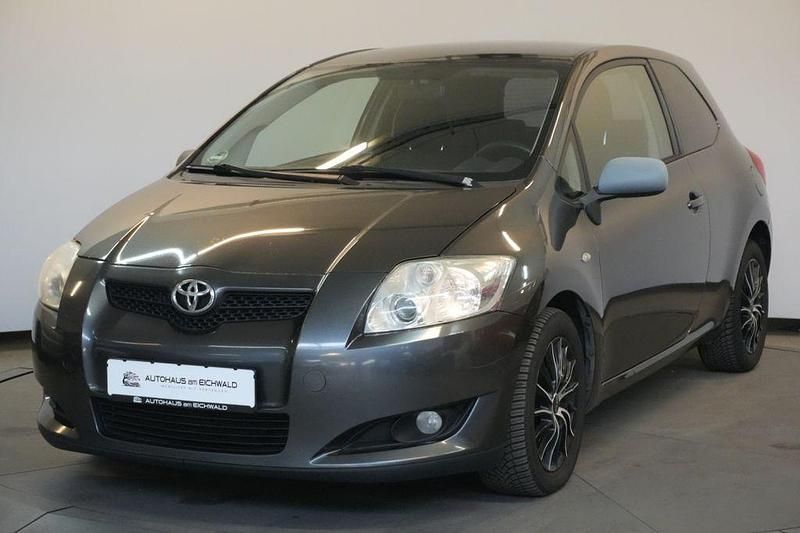Gebraucht Toyota Auris Basis 126 PS (92 kW) 2009 Grau Kleinwagen