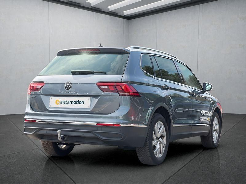 Gebraucht VW Tiguan 150 PS (110 kW) 2024 Grau SUV