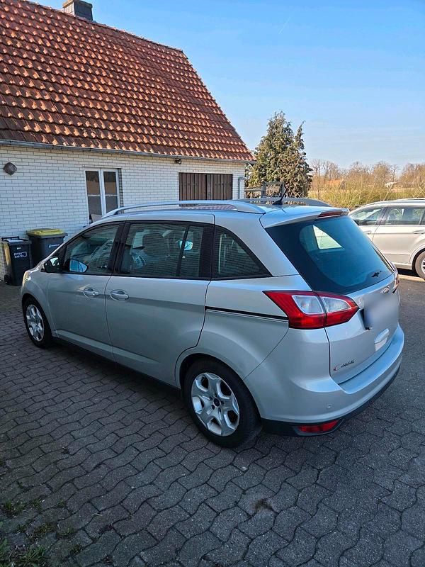 Gebraucht Ford Grand C-Max 116 PS (85 kW) 2010 Van / Kleinbus