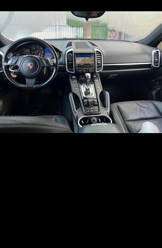 Gebraucht Porsche Cayenne 2011 Schwarz SUV