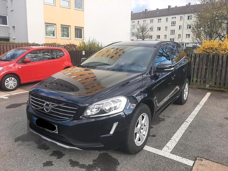 Gebraucht Volvo XC60 150 PS (110 kW) 2017 Schwarz SUV