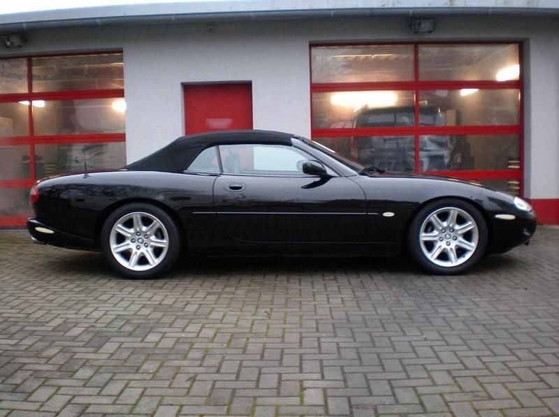 Gebraucht Jaguar XK8 284 PS (208 kW) 1997 Schwarz Cabrio
