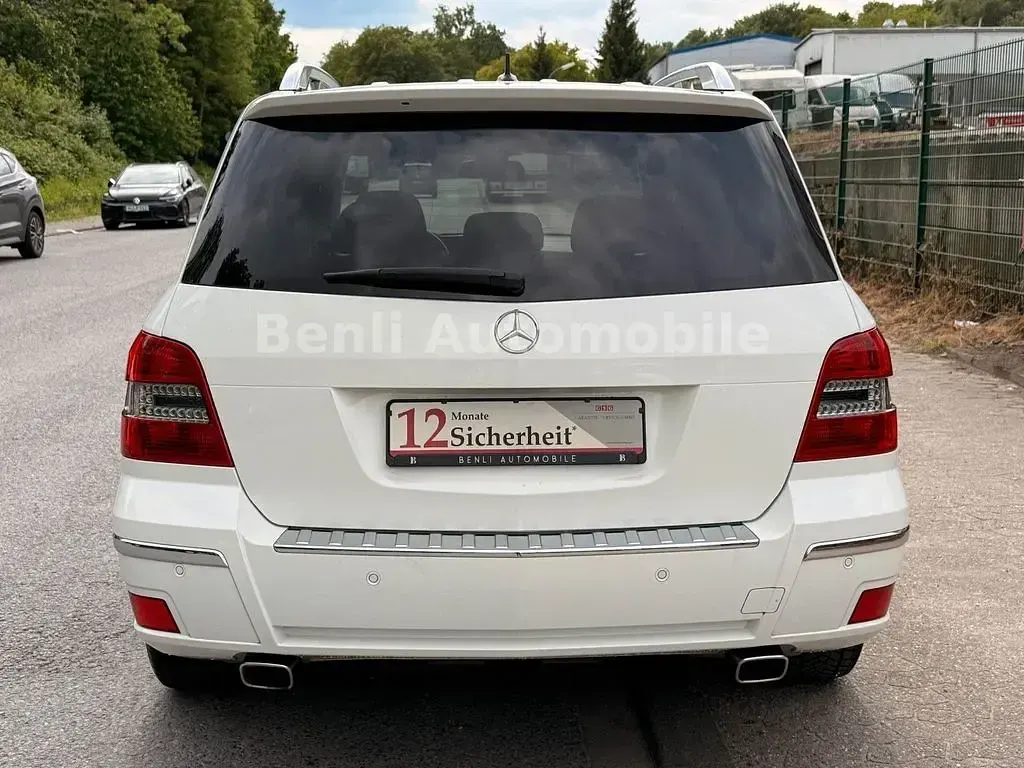 Gebraucht Mercedes GLK250 204 PS (150 kW) 2011 Weiß SUV