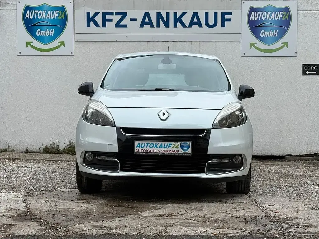 Gebraucht Renault Scénic III Bose Edition 131 PS (96 kW) 2012 Weiß Van / Kleinbus