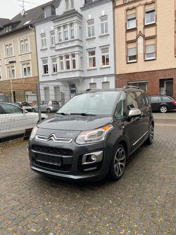 Grau Gebraucht 2013 Citroën C3 Picasso SELECTION Van / Kleinbus | 5.700 € (Fairer Preis) - Bild 1/4