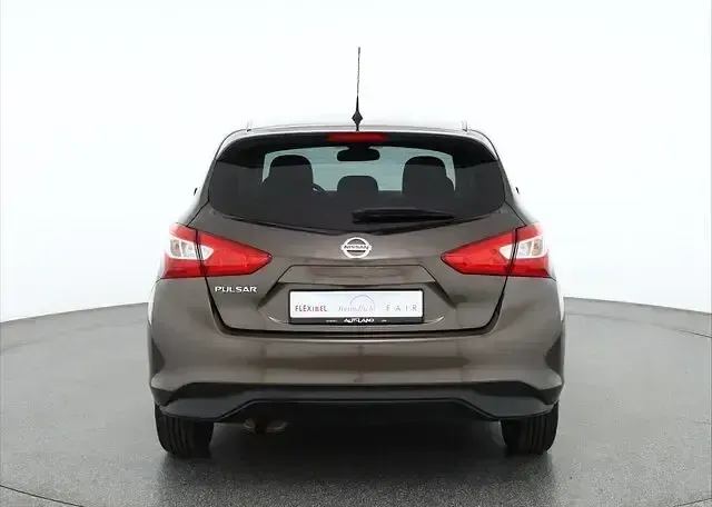 Gebraucht Nissan Pulsar Acenta 116 PS (85 kW) 2018 Bronze metallic Kleinwagen