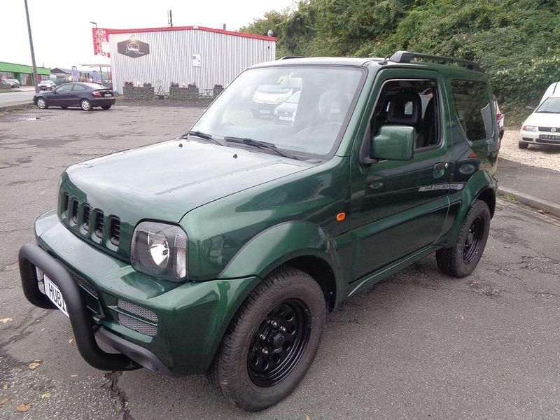Grün Gebraucht 2009 Suzuki Jimny Ranger SUV | 11.995 € (Teuer) - Bild 1/4