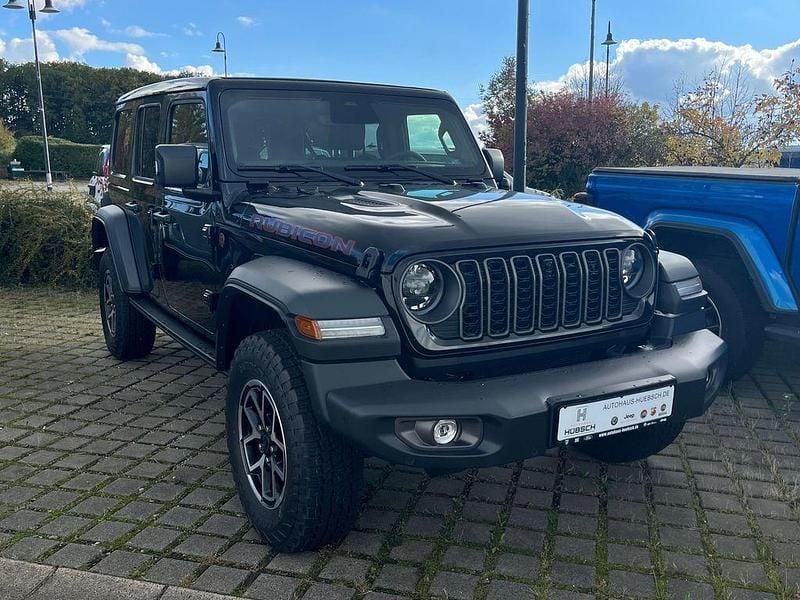 Black clear coat Neu 2025 Jeep Wrangler Unlimited Rubicon SUV | 64.490 € (Fairer Preis) - Bild 1/4