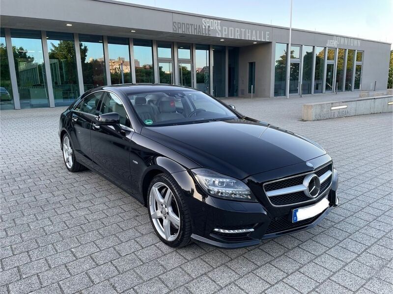 Schwarz Gebraucht 2011 Mercedes CLS500 AMG Limousine | 18.000 € (Fairer Preis) - Bild 1/4