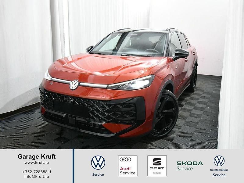 Neu VW T-Roc R-line 150 PS (110 kW) 2026 Rot SUV