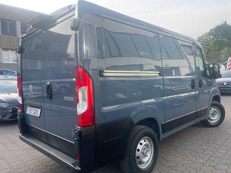 Gebraucht Peugeot Boxer 120 PS (88 kW) 2021 Grau Van