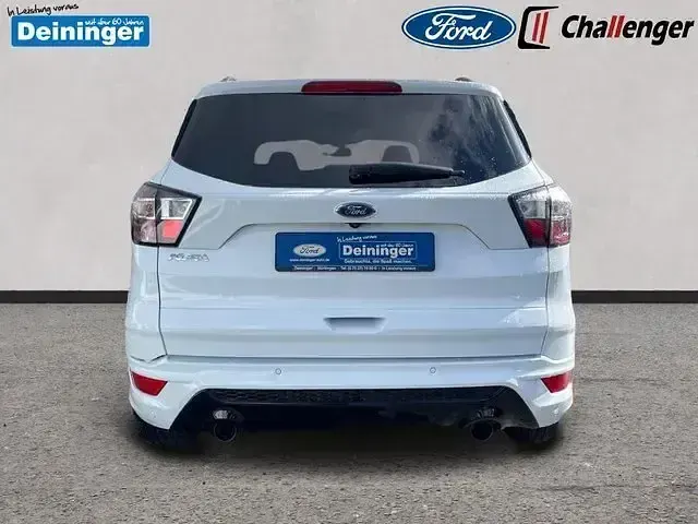 Gebraucht Ford Kuga ST-Line 180 PS (132 kW) 2017 Frostweiß SUV
