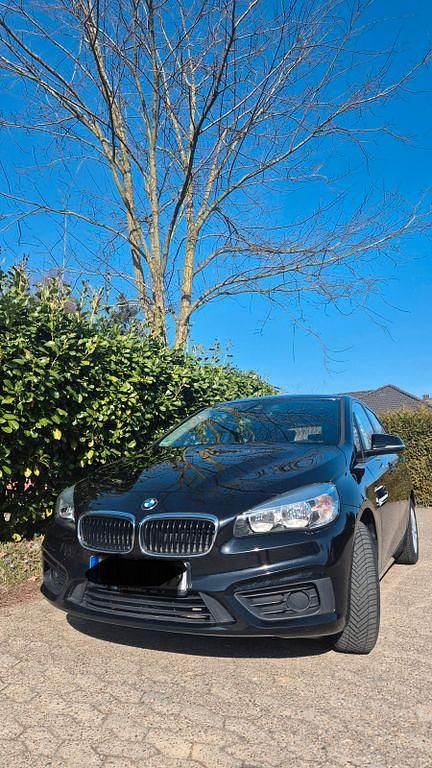 Gebraucht BMW 216 Active Tourer 116 PS (85 kW) 2016 Schwarz Van / Kleinbus