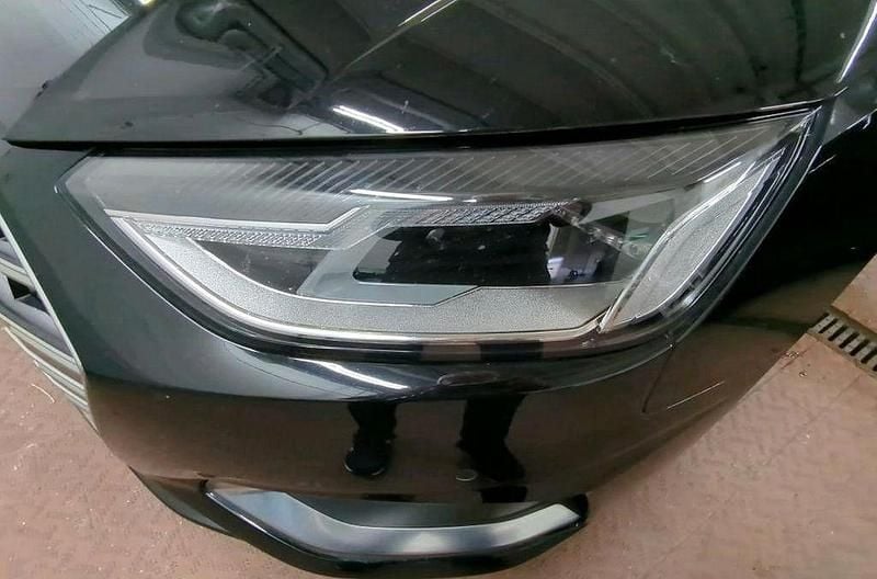 Second-hand Audi A4 Advanced 204 CP (150 kW) 2021 Negru Break