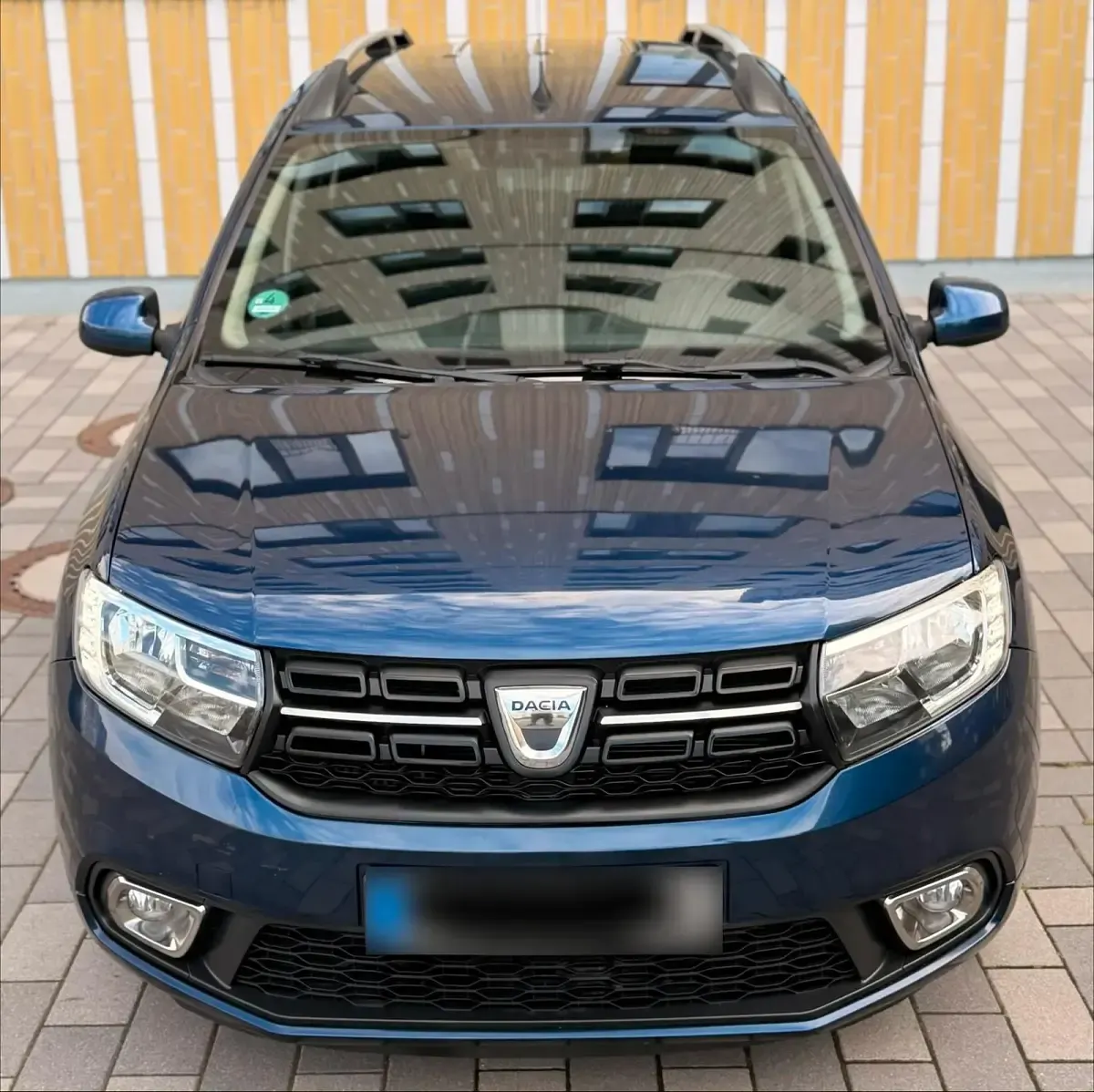 Gebraucht Dacia Logan 89 PS (65 kW) 2017 Blau Kombi