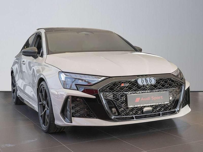 Gebraucht Audi RS3 Ambiente 400 PS (294 kW) 2026 Andere Limousine