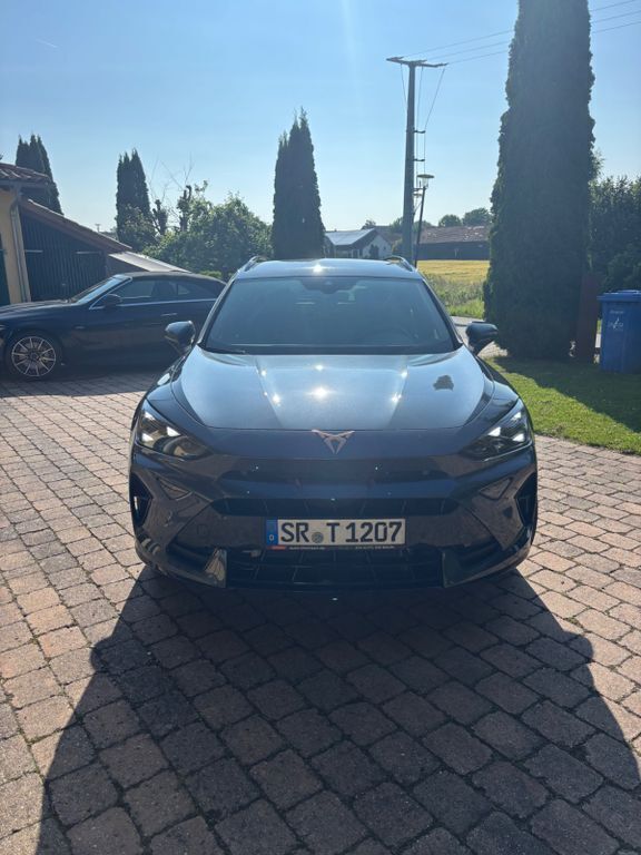 Grau Gebraucht 2025 Cupra Formentor SUV | 32.500 € (Superpreis) - Bild 1/4