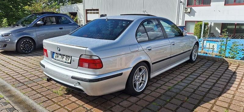 Silber Gebraucht 2000 BMW 528 M Sport Limousine | 5.500 € (Superpreis) - Bild 1/4