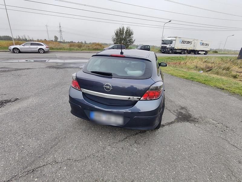 Gebraucht Opel Astra GTC 105 PS (77 kW) 2007 Blau Coupé
